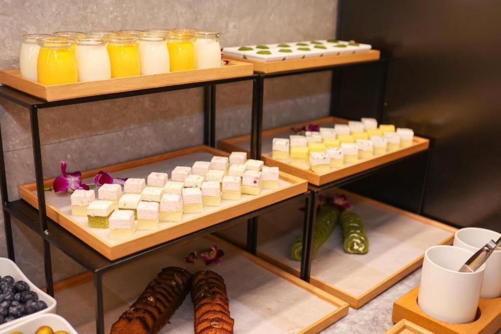 Ji Hotel Shanghai Xujiahui Zewnętrze zdjęcie