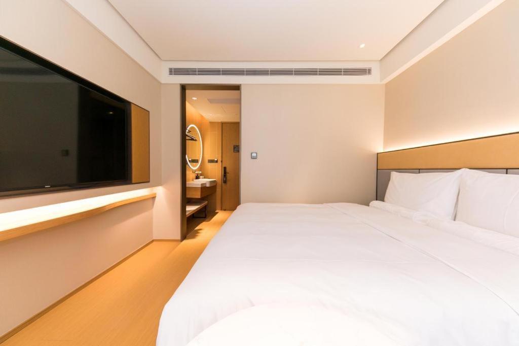 Ji Hotel Shanghai Xujiahui Zewnętrze zdjęcie